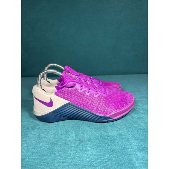 Nike Metcon Womens Sneaker Running Purple Size 7.5 - Picture 3 of 8